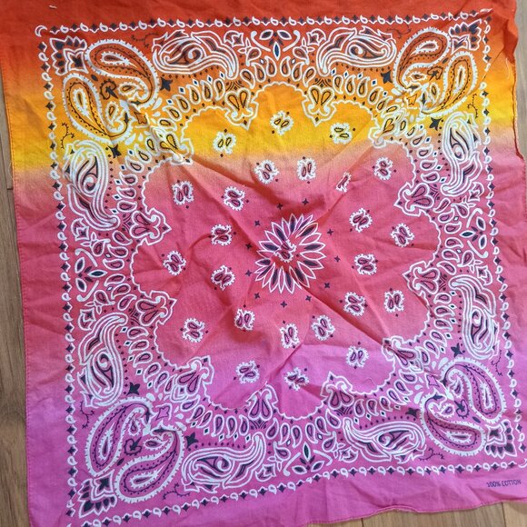 Red/Pink-Orange Ombre Bandana - Picture 1 of 2